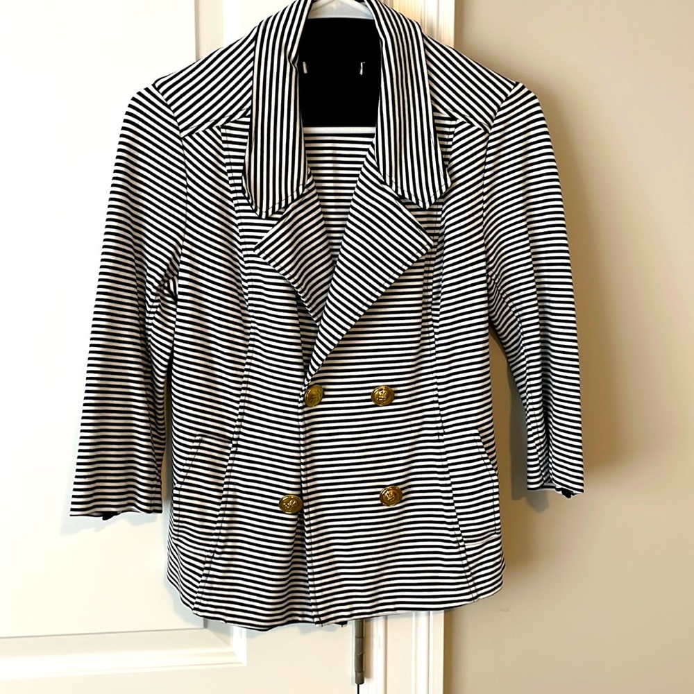 Three quarter sleeve knit striped blazer